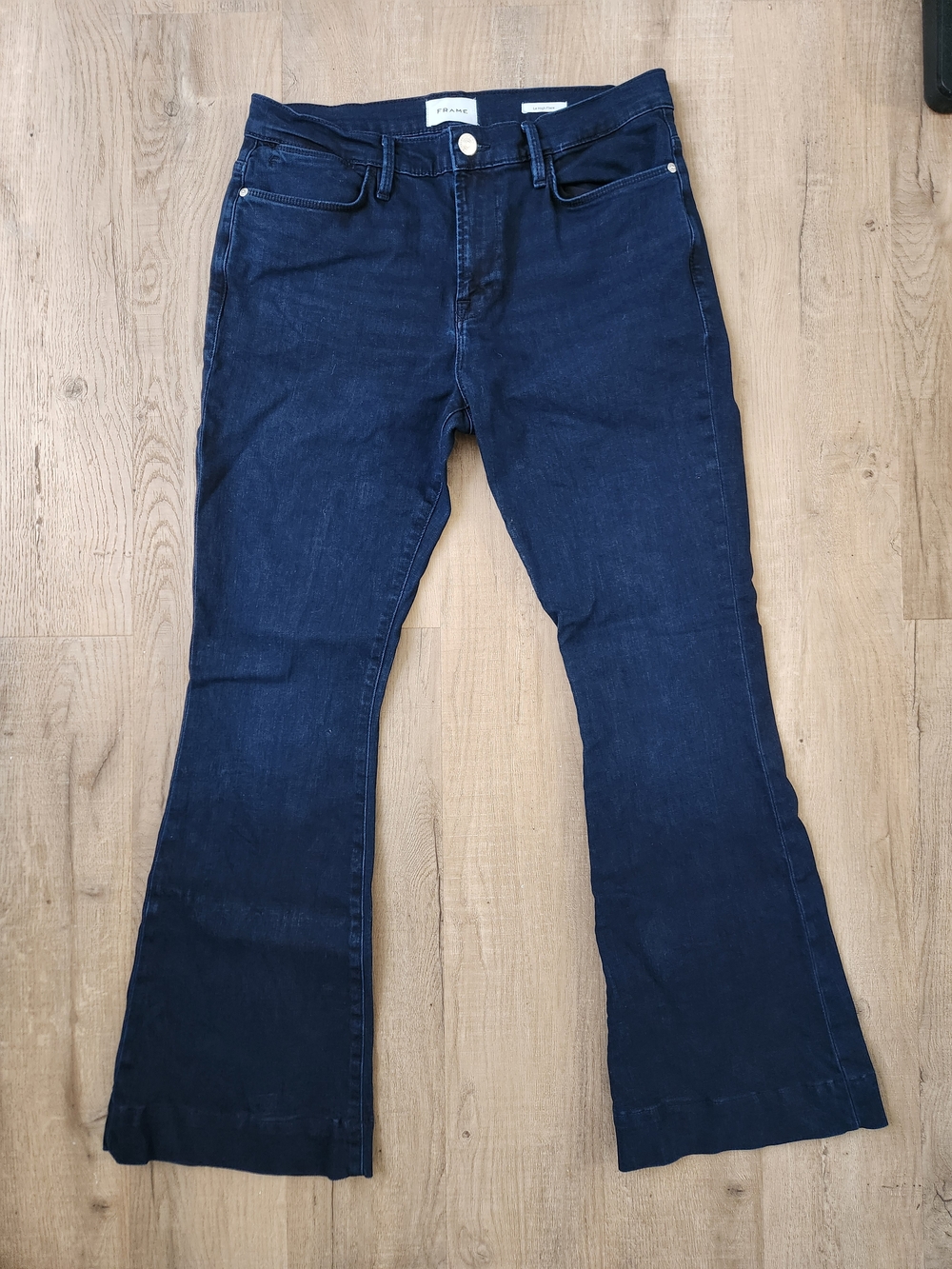 Frame Le High Flare Jeans, Fiona Wash, Size 30 - Picture 2 of 8